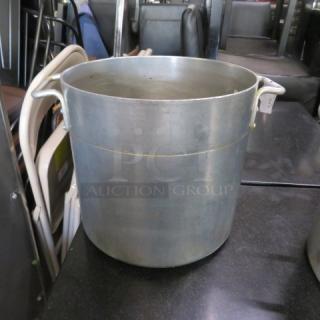 One Aluminum Stock Pot. 12X11