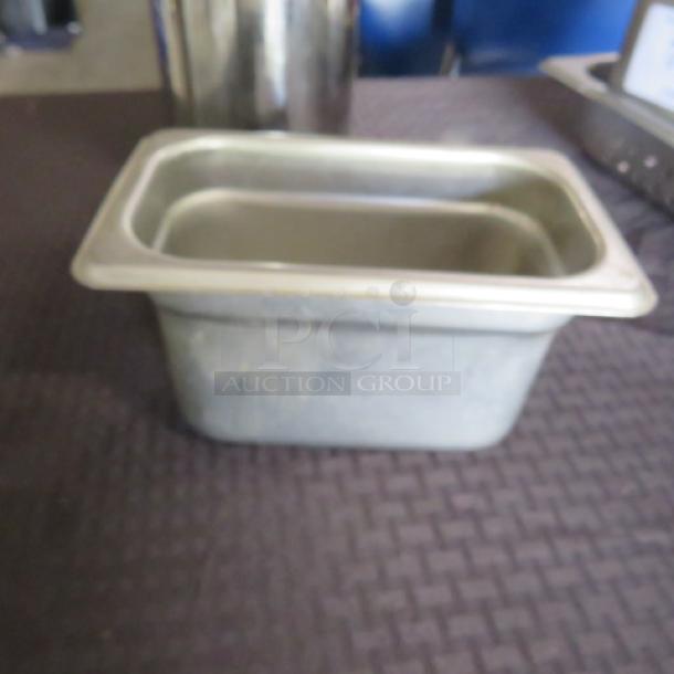 One 1/9 Size 4 Inch Deep Hotel Pan. - Image 1 of 1