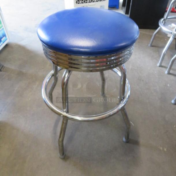 IMMACULATE Chrome 1 Ring Stool With Blue Cushioned Swivel Seat. 2XBID - Image 1 of 2