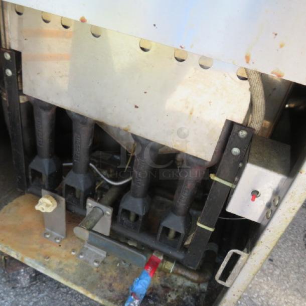 One 75lb  Imperial Natural Gas Deep Fryer On Casters And Basket. WORKING WHEN REMOVED. 19.5X35X45. $9438.00 - Image 3 of 3