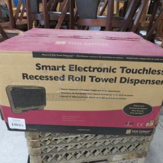 One NEW San Jamar Hands Free Automatic Paper Towel Dispenser. #T84088SUNV