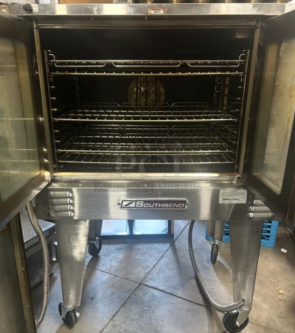 One WORKING Southbend Electric  Convection Oven With 5 Rack On Stand With Casters. Model# PDE75S/SD. 38.5X40X55. $4675.00 - Image 3 of 5
