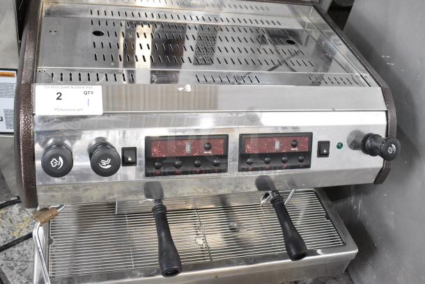 BRAND NEW SCRATCH AND DENT! Cecilware Venezia ESP2 Stainless Steel Commercial Countertop 2 Group Espresso Machine w/ 2 Portafilters and 2 Steam Wands. 220-240 Volts, 1 Phase. - Image 8 of 11
