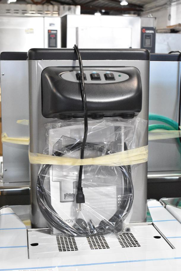BRAND NEW SCRATCH AND DENT! Cosmetal Niagra 65 Stainless Steel Commercial Floor Style Water Dispenser. 115 Volts, 1 Phase. - Image 3 of 6