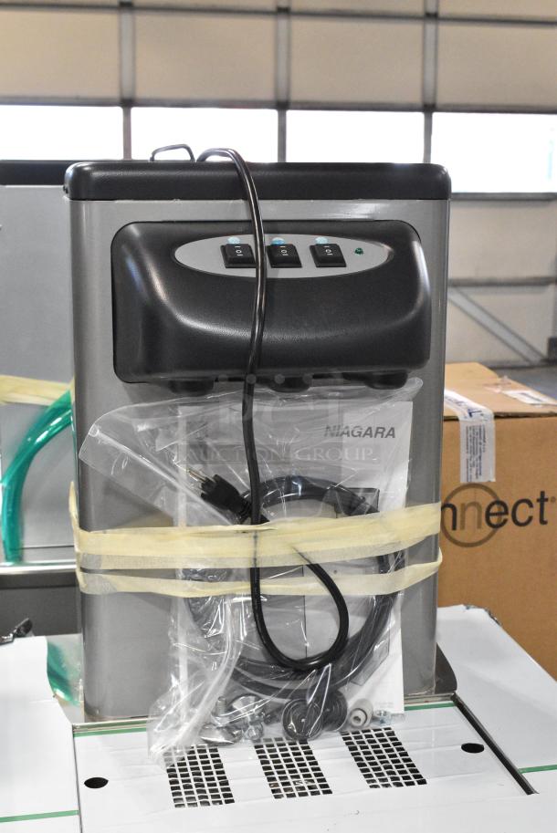 BRAND NEW SCRATCH AND DENT! Cosmetal Niagra 120 Stainless Steel Commercial Floor Style Water Dispenser. 115 Volts, 1 Phase. - Image 3 of 6