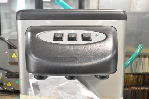 BRAND NEW SCRATCH AND DENT! Cosmetal Niagra 65 Stainless Steel Commercial Floor Style Water Dispenser. 115 Volts, 1 Phase. - Image 5 of 6