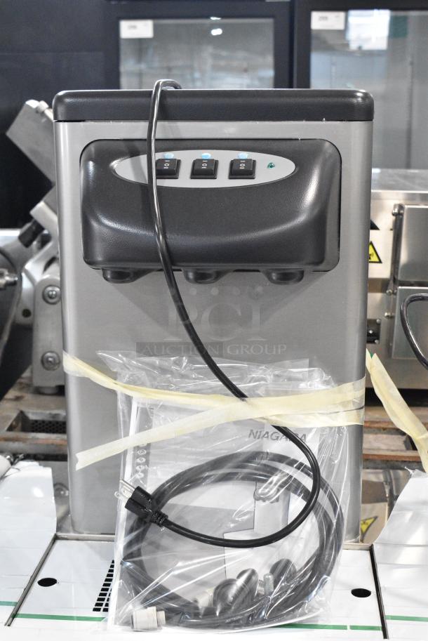 BRAND NEW SCRATCH AND DENT! Cosmetal Niagra 120 Stainless Steel Commercial Floor Style Water Dispenser. 115 Volts, 1 Phase. - Image 3 of 6