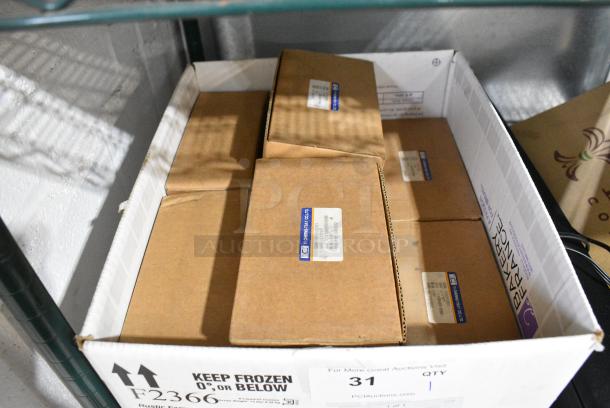 BRAND NEW SCRATCH AND DENT! Case of 6 Boxes of 10 Solenoid Valves. - Image 3 of 8