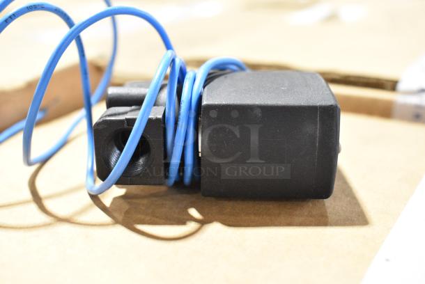 BRAND NEW SCRATCH AND DENT! Case of 6 Boxes of 10 Solenoid Valves. - Image 6 of 8
