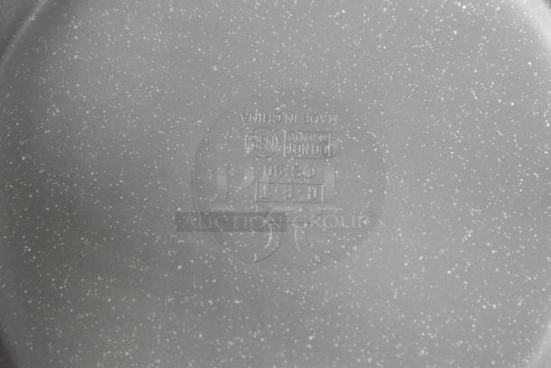 BRAND NEW SCRATCH AND DENT! Box of GET CS-90-GR Pottery Market 9" Matte Speckled Gray Melamine Coupe Dinner Plate - Image 4 of 5