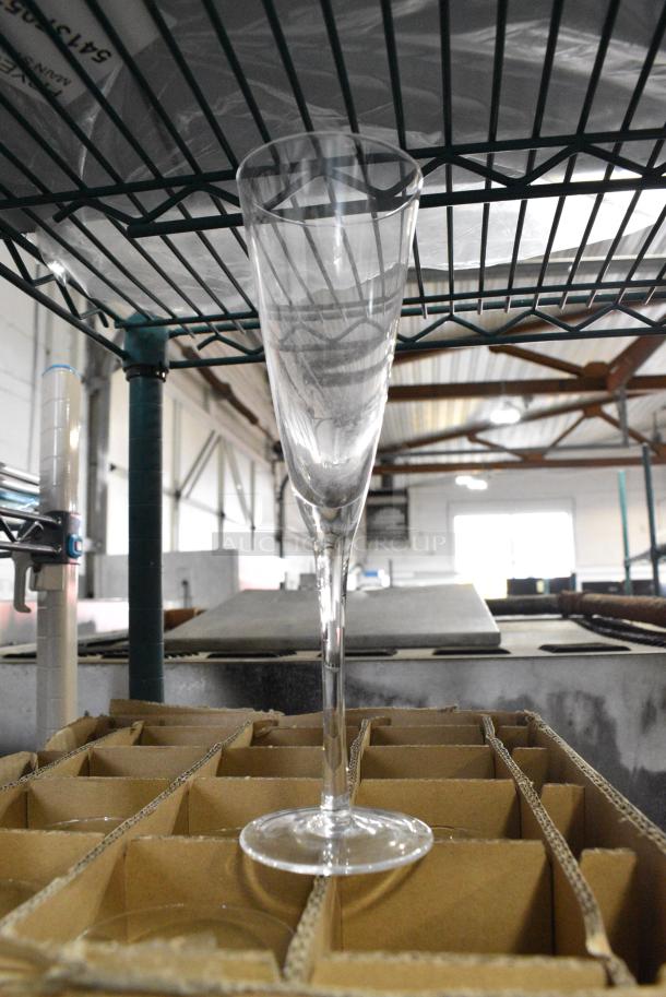BRAND NEW SCRATCH AND DENT! Box of 12 Acopa 5535407 Acopa Select 6 oz. Trumpet Flute Glass - Image 1 of 3