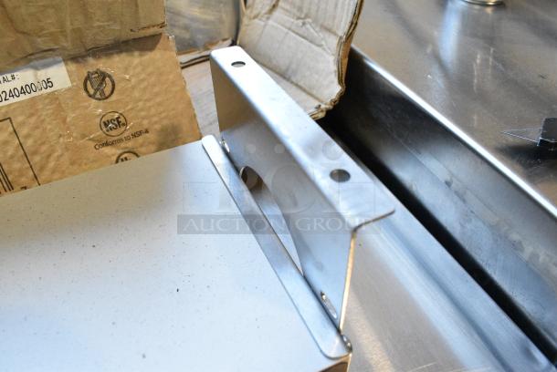BRAND NEW SCRATCH AND DENT! ServIt 423SW42INHA 42" Strip Warmer with Single Adjustable Infinite Control. 120 Volts, 1 Phase. - Image 4 of 8