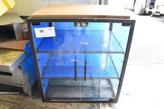 BRAND NEW SCRATCH AND DENT! Dry Merchandiser Case.