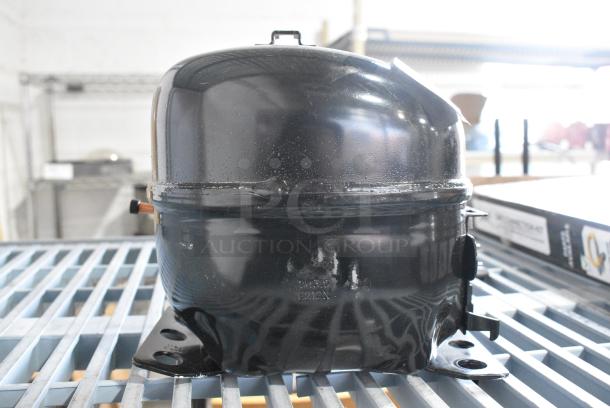 BRAND NEW SCRATCH AND DENT! Cubigel NUT70NR Compressor. 115-127 Volts, 1 Phase. - Image 2 of 5