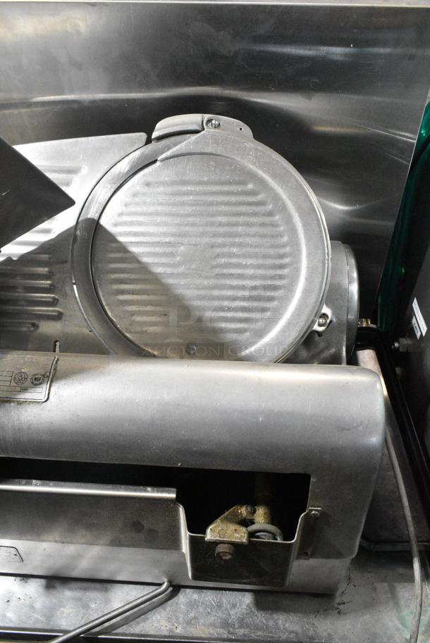Hobart 1712 Stainless Steel Commercial Countertop Meat Slicer. 115 Volts, 1 Phase. Tested and Working! - Image 3 of 7