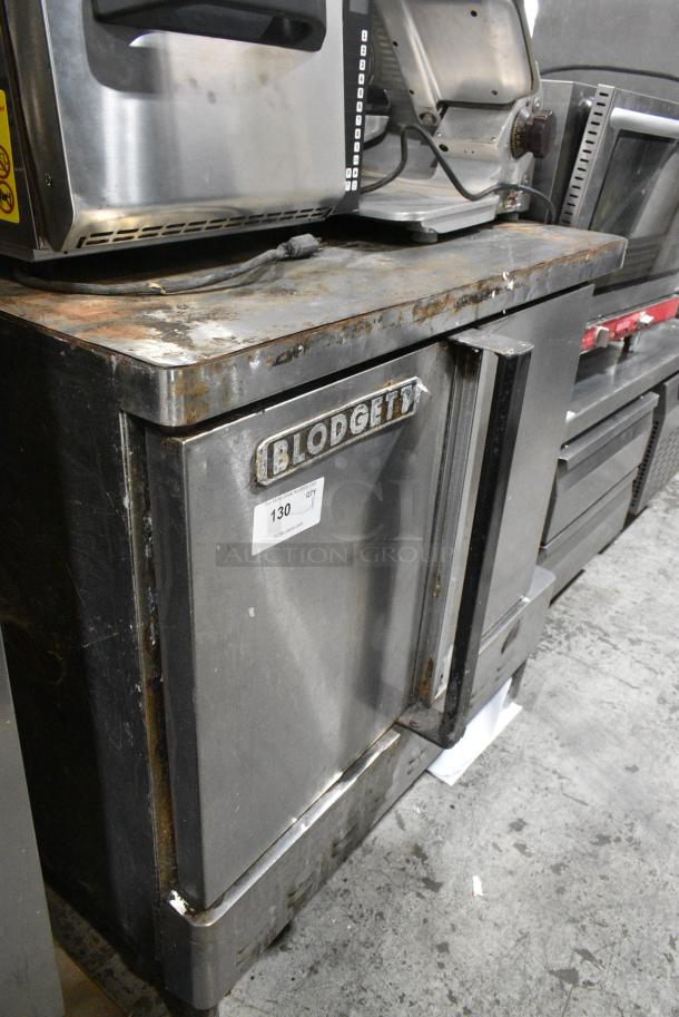 Blodgett Stainless Steel Commercial Full Size Convection Oven w/ Solid Doors, Metal Oven Racks and Thermostatic Controls. - Image 2 of 7