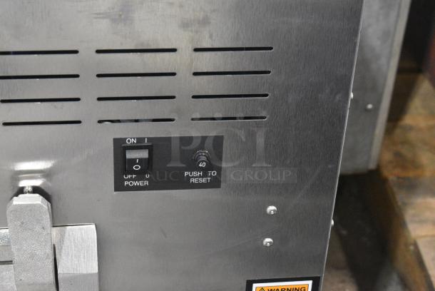 BRAND NEW SCRATCH AND DENT! 2024 Gold Medal 1087DC Metal Commercial Countertop Block Ice Shaver. Tested and Working! - Image 6 of 7