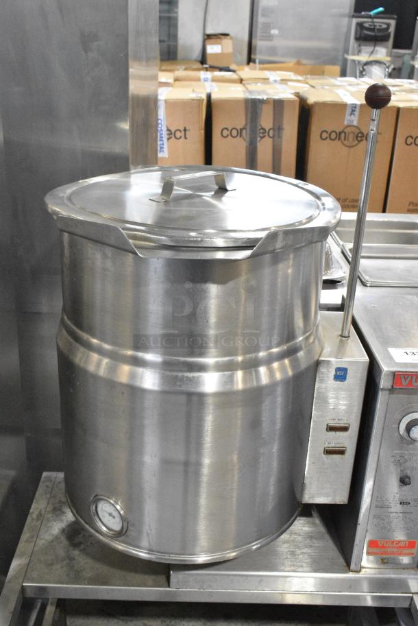 Vulcan EC-10 Stainless Steel Commercial Floor Style Electric Powered 10 Gallon Steam Tilting Kettle. 208 Volts, 3 Phase. - Image 4 of 8