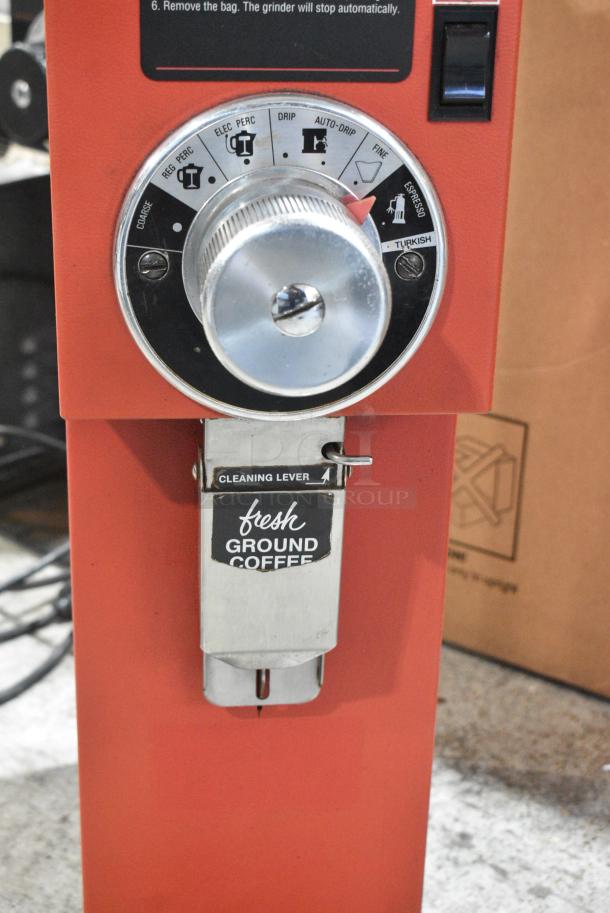 Bunn G3 RED Metal Commercial Countertop Coffee Bean Grinder. 120 Volts, 1 Phase. Tested and Working! - Image 4 of 7