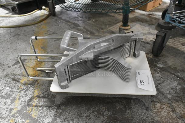 Lincoln 0644N Metal Countertop Tomato Slicer. - Image 2 of 7