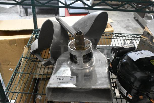 Metal Pelican Head Frame w/ Extra Front Panel. - Image 2 of 7