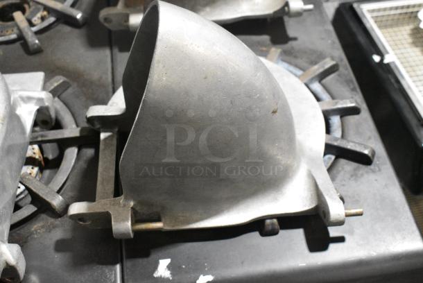 Metal Pelican Head Frame w/ Extra Front Panel. - Image 4 of 7