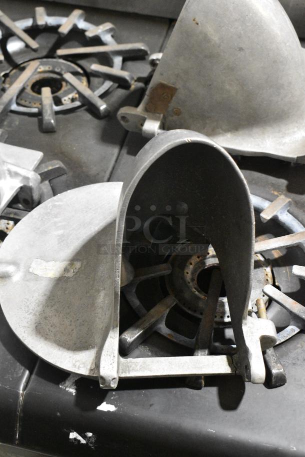 Metal Pelican Head Frame w/ Extra Front Panel. - Image 5 of 7