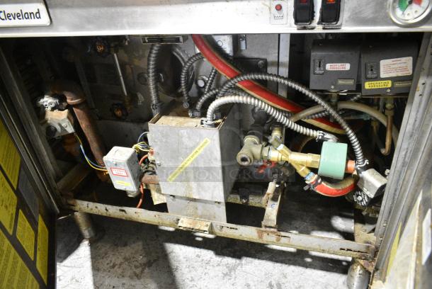 2017 Cleveland 36CGM16300 Convection Pro XVI Metal Commercial Natural Gas Powered 2 Deck Steam Cabinet. 300,000 BTU. - Image 8 of 11
