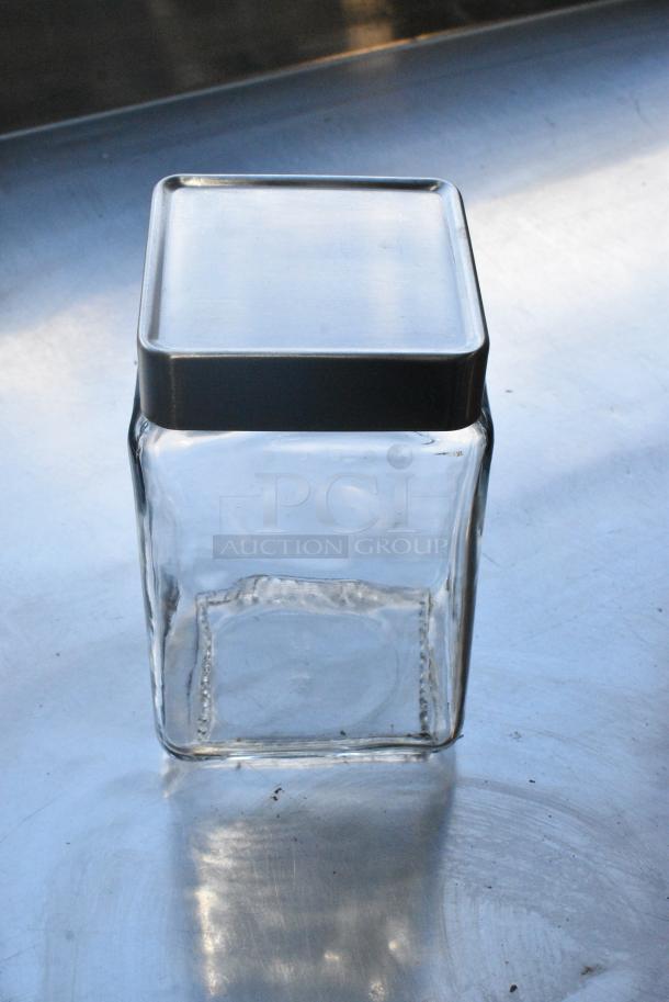 22 Glass Containers. 22 Times Your Bid! - Image 3 of 4