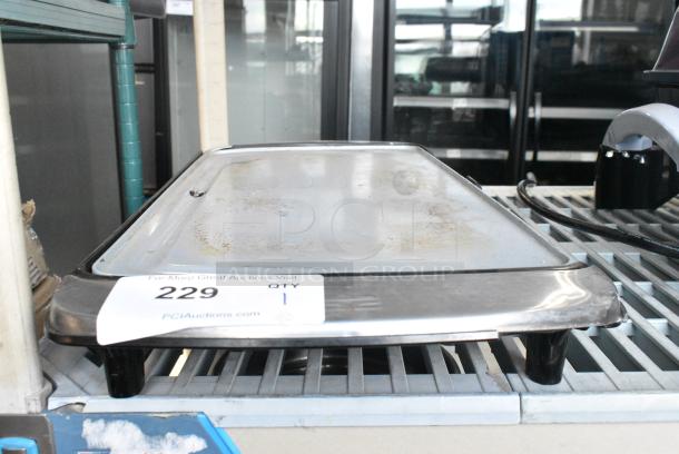 Metal Countertop Electric Griddle. - Image 2 of 5