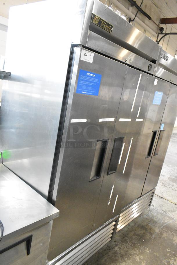 True T-35 Stainless Steel Commercial 2 Door Reach In Cooler w/ Poly Coated Racks. 115 Volts, 1 Phase. Tested and Working! - Image 2 of 7