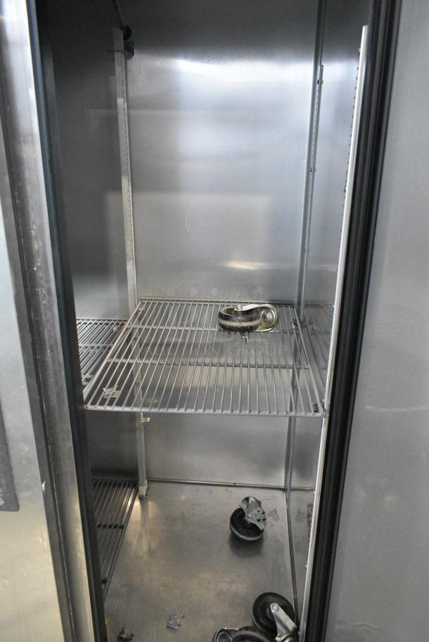 True T-35 Stainless Steel Commercial 2 Door Reach In Cooler w/ Poly Coated Racks. 115 Volts, 1 Phase. Tested and Working! - Image 5 of 7