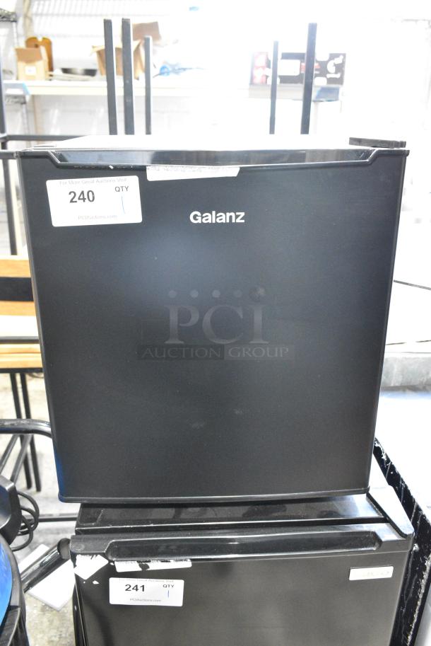 Galanz GL17BK Mini Cooler. 115 Volts, 1 Phase. Tested and Working! - Image 2 of 7