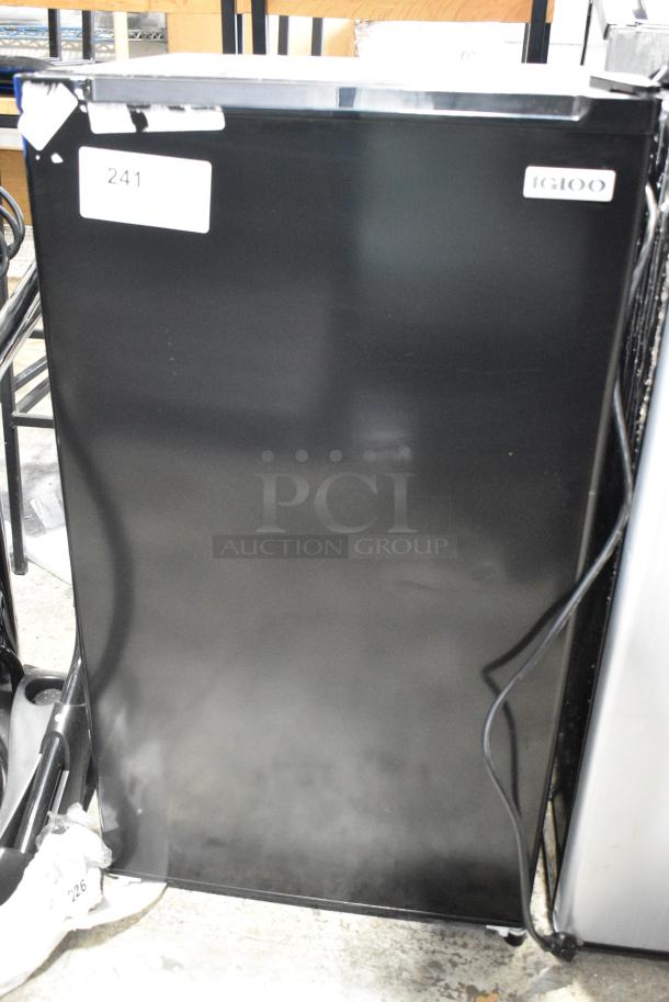 Igloo IRF32BK Mini Cooler. 115 Volts, 1 Phase. Tested and Working! - Image 1 of 6
