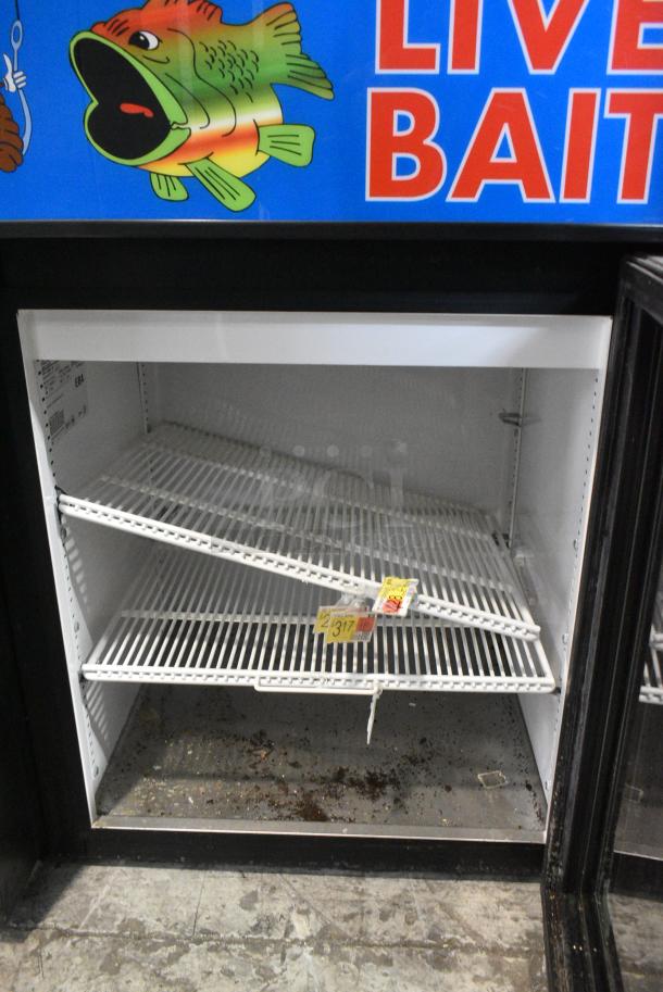 True GDM-05 Metal Mini Cooler Merchandiser. 115 Volts, 1 Phase. Tested and Working! - Image 2 of 3