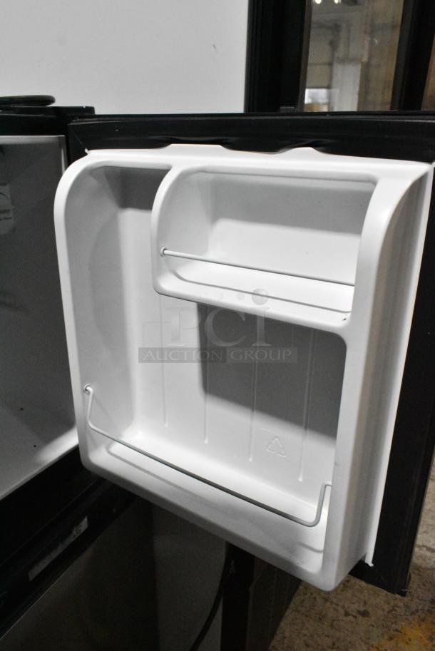 Galanz GL17BK Mini Cooler. 115 Volts, 1 Phase. Tested and Powers On But Does Not Get Cold - Image 5 of 6