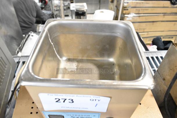 Ultrasonic Resources Metal Countertop Ultrasonic Cleaner. 110 Volts, 1 Phase. - Image 4 of 8