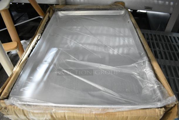 Box of 12 BRAND NEW! 1826-E Full Size Metal Baking Pans. - Image 1 of 4
