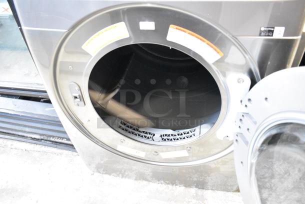 BRAND NEW SCRATCH AND DENT! Samsung DVE45B6300P Metal Front Load Dryer. 120/240 Volts, 1 Phase. - Image 8 of 10