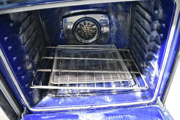 BRAND NEW SCRATCH AND DENT! 2024 LG LSEL6335FE/01 Stainless Steel Electric Powered 4 Burner Range w/ Convection Oven. 120/208-240 Volts, 1 Phase. - Image 9 of 12