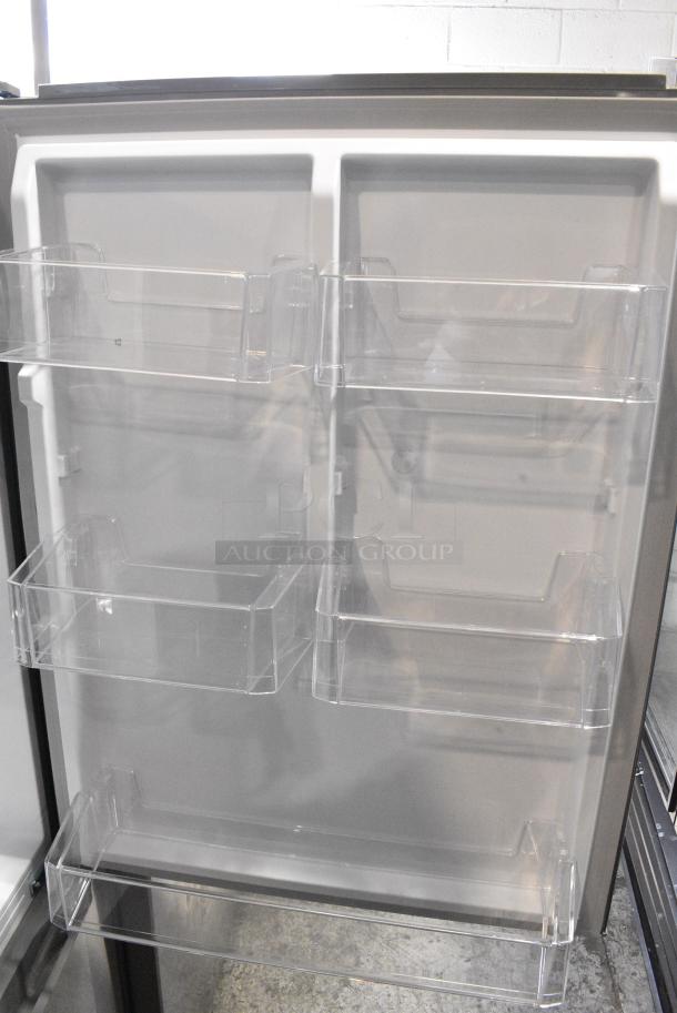 BRAND NEW SCRATCH AND DENT! Vissani MDBF18SS Stainless Steel Cooler w/ Freezer Drawer. 115 Volts, 1 Phase. Tested and Working! - Image 4 of 7