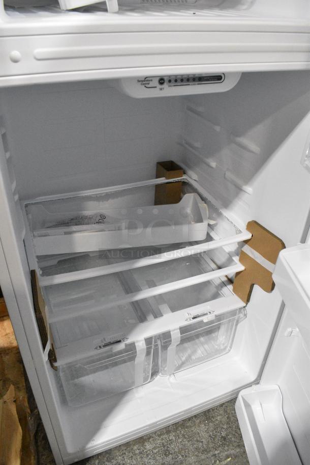BRAND NEW SCRATCH AND DENT! Vissani MDTF18WHR Stainless Steel Cooler w/ Freezer. 115 Volts, 1 Phase. Tested and Working! - Image 7 of 11