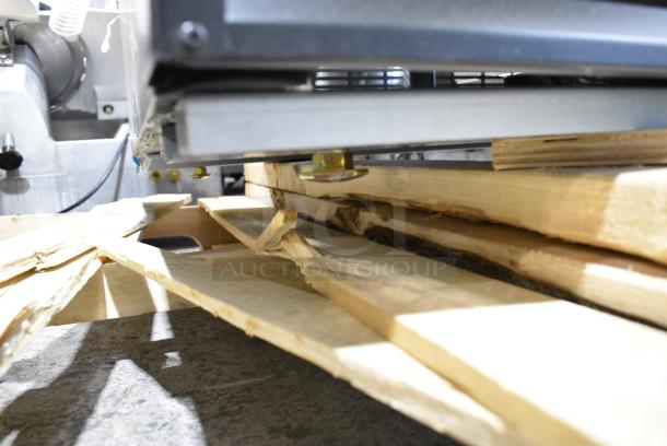 BRAND NEW SCRATCH AND DENT! 2024 Avantco 178GDC69HCB Metal Commercial 3 Door Reach In Cooler Merchandiser. 115 Volts, 1 Phase. Tested and Working! - Image 5 of 10