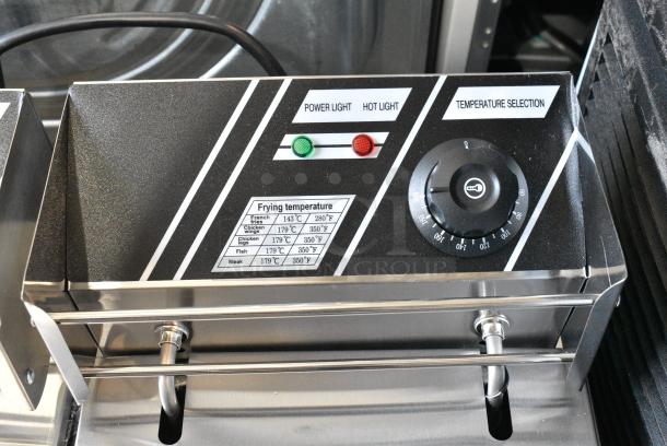 BRAND NEW SCRATCH AND DENT! 2024 EF-82 Stainless Steel Countertop Electric Powered 2 Bay Fryer w/ 2 Metal Fry Baskets and 2 Lids. 110 Volts, 1 Phase. - Image 4 of 8