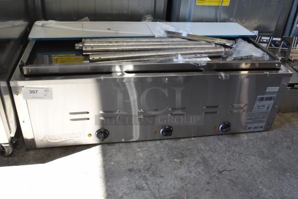 BRAND NEW SCRATCH AND DENT! 2024 Avantco 177STE3S Stainless Steel Countertop Electric Powered 3 Bay Steam Table. 120 Volts, 1 Phase. Tested and Working! - Image 2 of 13