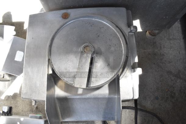 Robot Coupe R6X Metal Commercial Countertop Food Processor. 115 Volts, 1 Phase. Tested and Working! - Image 5 of 7