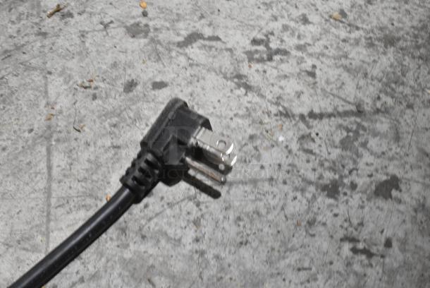 Midea MRM33S8ASL Mini Cooler. 115 Volts, 1 Phase. Tested and Working! - Image 6 of 6