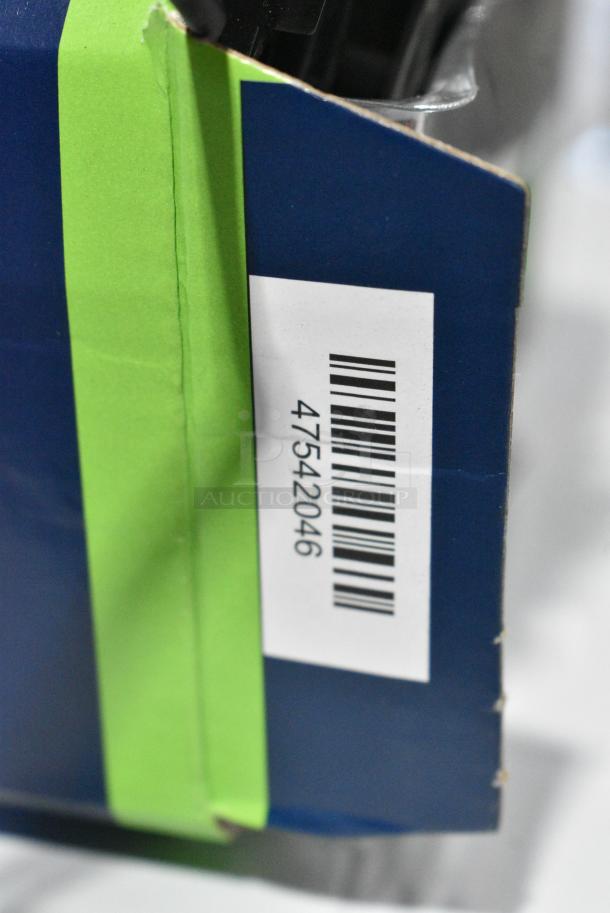 IN ORIGINAL BOX! Schlage Closet Door Knob - Image 4 of 4