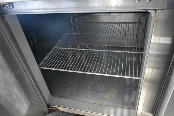 Continental CPA118 Stainless Steel Commercial Pizza Prep Table w/ Stainless Steel Drop In Bins. 115 Volts, 1 Phase. Tested and Working! - Image 12 of 16