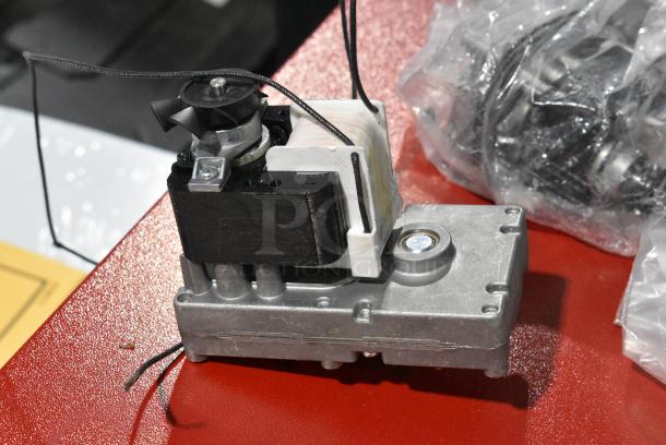 8 Various Items Including Circuit Panels, Gear Motor, 02596.1009 Spout. 8 Times Your Bid! - Image 7 of 14